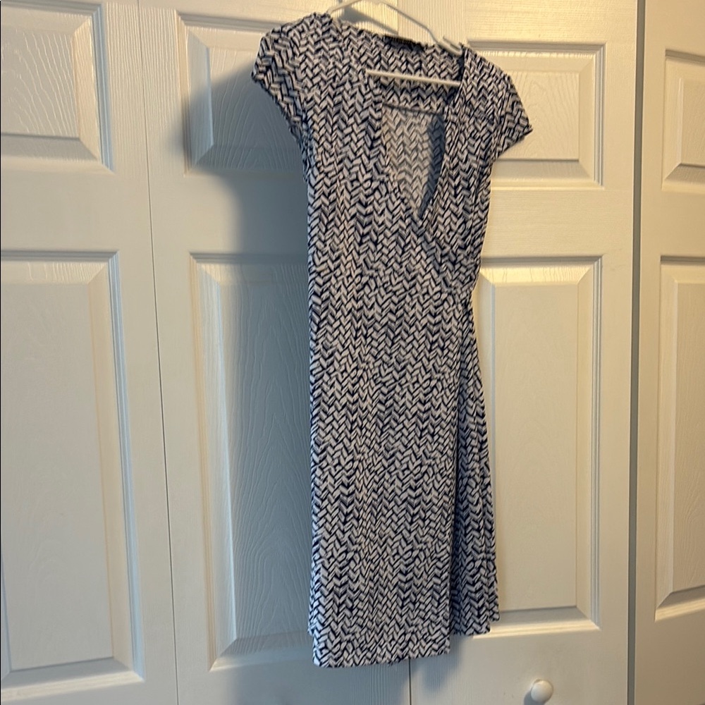 Elegant Blue and White Patterned Dress